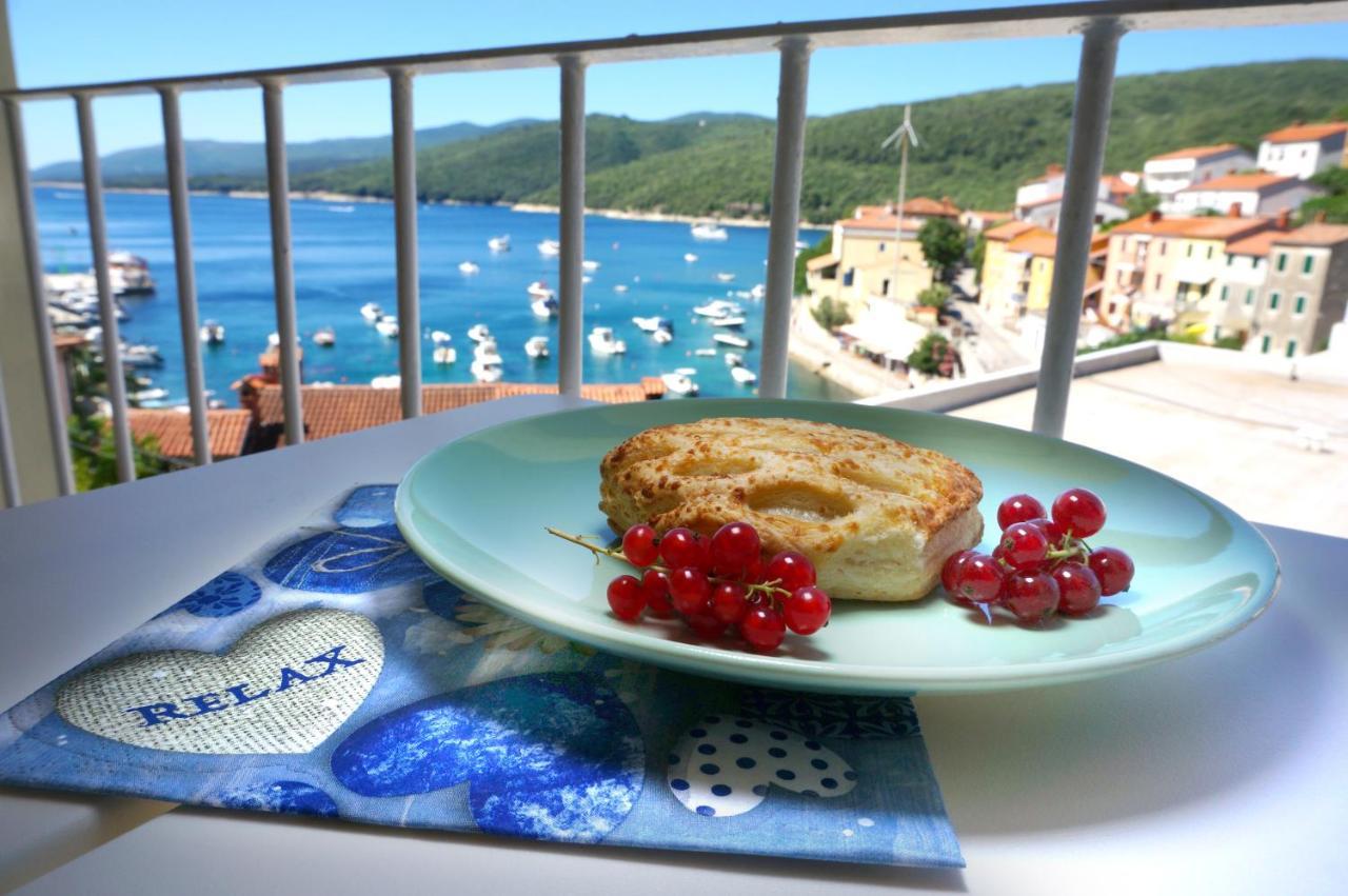 Michelle - Intermezzo With Sea View