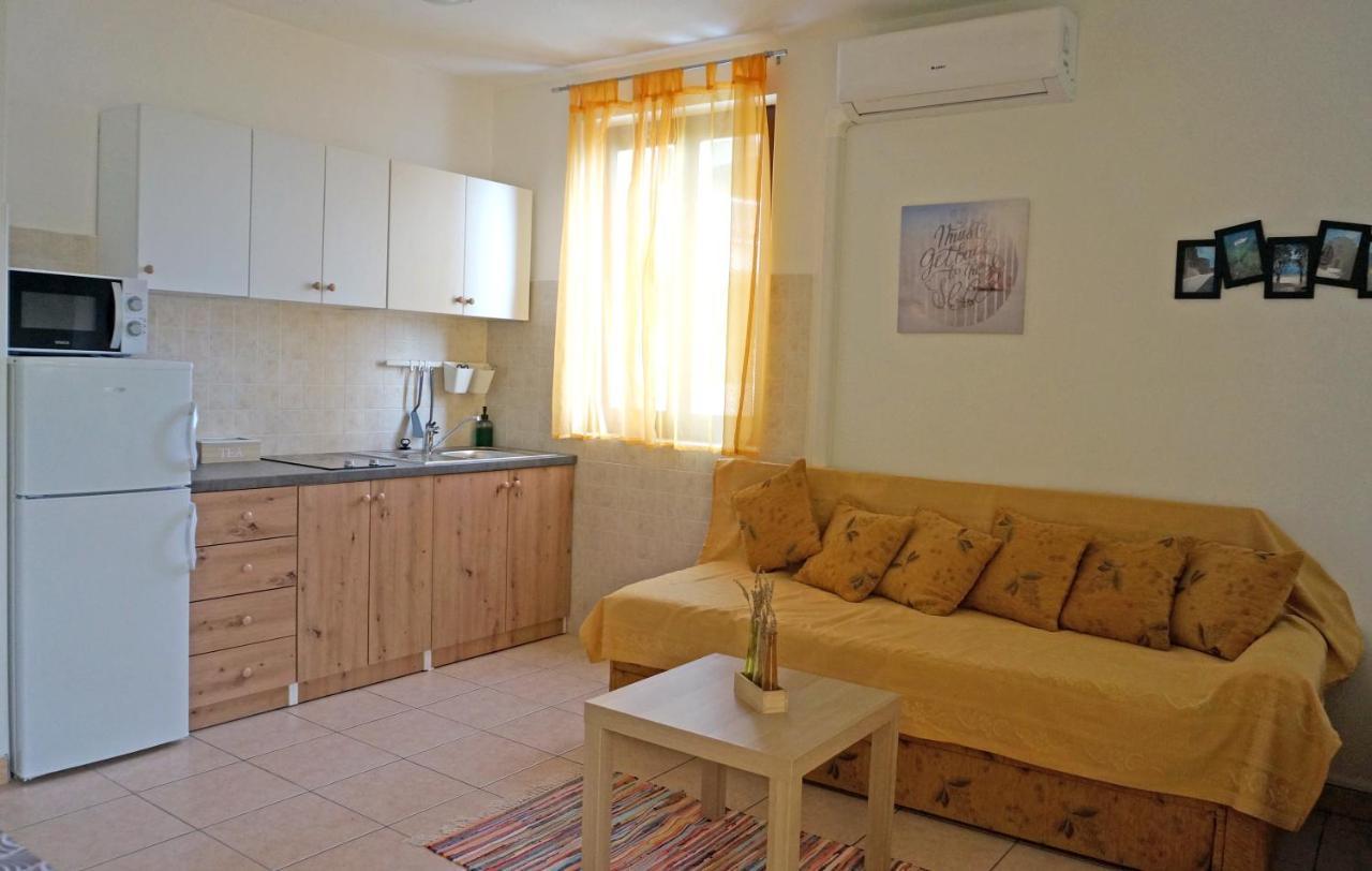 Michelle - Intermezzo With Sea View Apartment Rabac