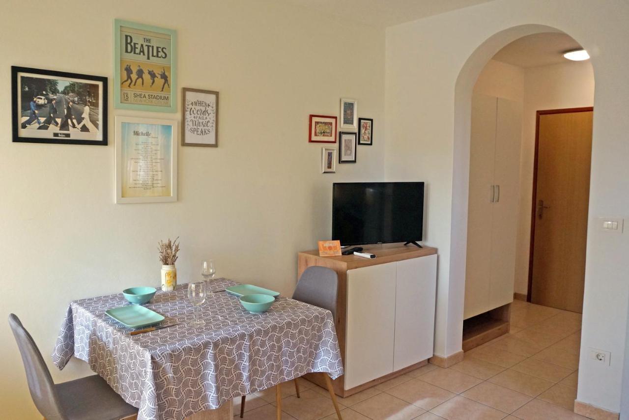 Apartment Michelle - Intermezzo With Sea View Rabac