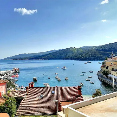 Studio Apartment Michelle - Intermezzo With Sea View Rabac Exterior photo